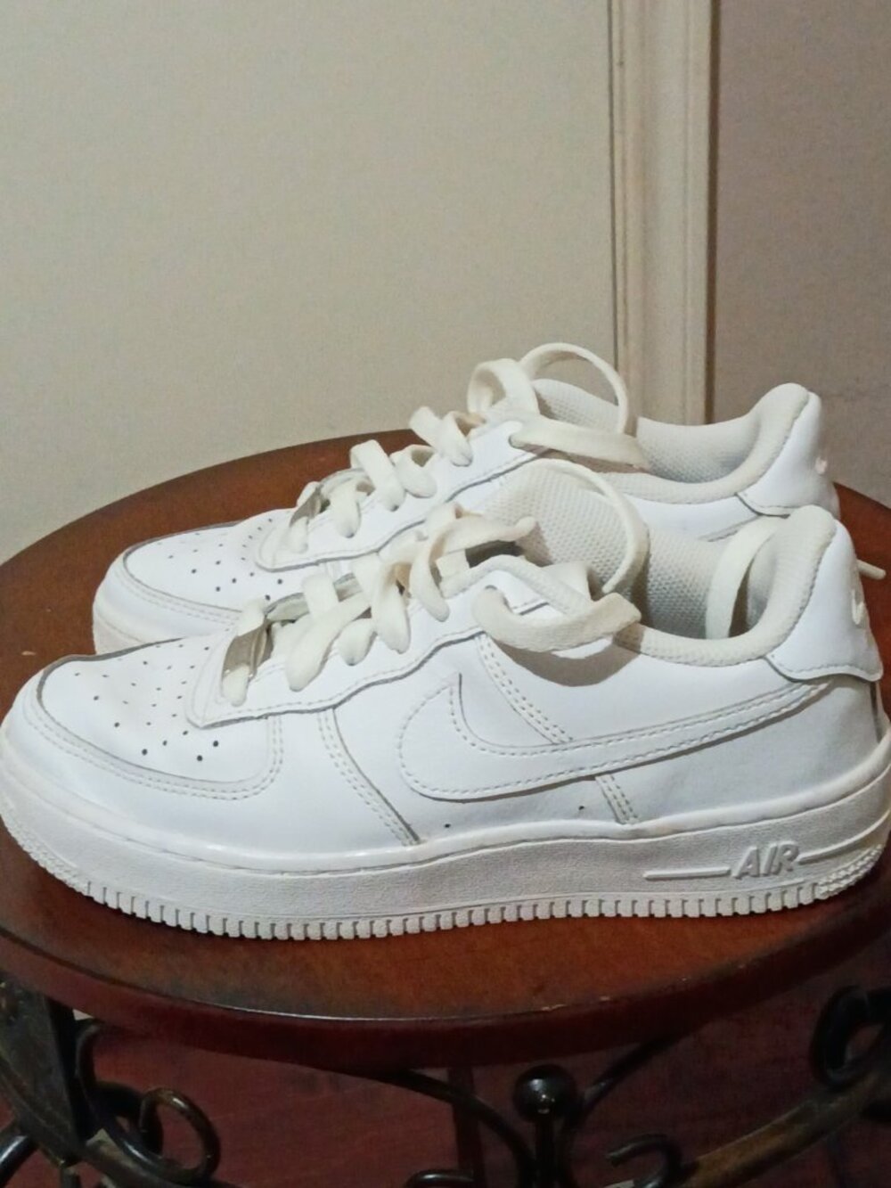 Nike Air Force 1 Low White Leather Lace Up Sneakers Kids Size 3.5Y DH2920-111 - Picture 9 of 14